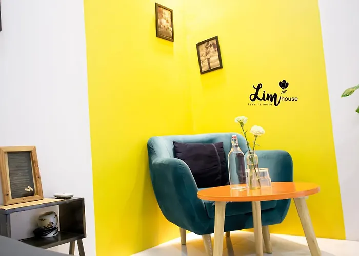 Ở trọ Lim